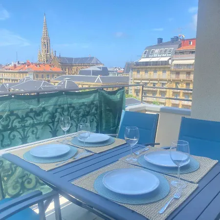 Mikain Terrace Cathedral View With Free Parking & Air Cond San Sebastián
