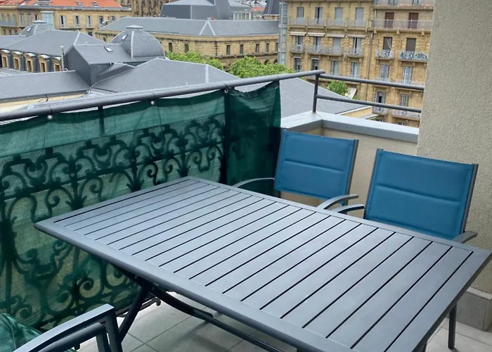 Apartamento Mikain Terrace Cathedral View With Free Parking & Air Cond *