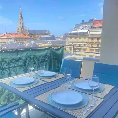 Mikain Terrace Cathedral View With Free Parking & Air Cond * San Sebastian