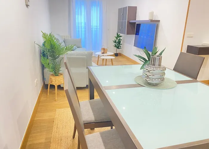 Mikain Terrace Cathedral View With Free Parking & Air Cond Апартаменты Сан-Себастьян